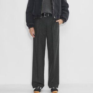 "The Effortless Pant" Aritzia